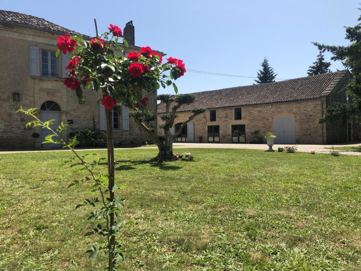 Domaine De Monplaisir Bed & Breakfast Caylus Exterior photo